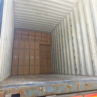 LEGEND TIMES envia avui 1.000 bosses de personal de golf